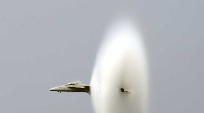 Due boati fortissimi in tutta la provincia, colpa di due caccia militari